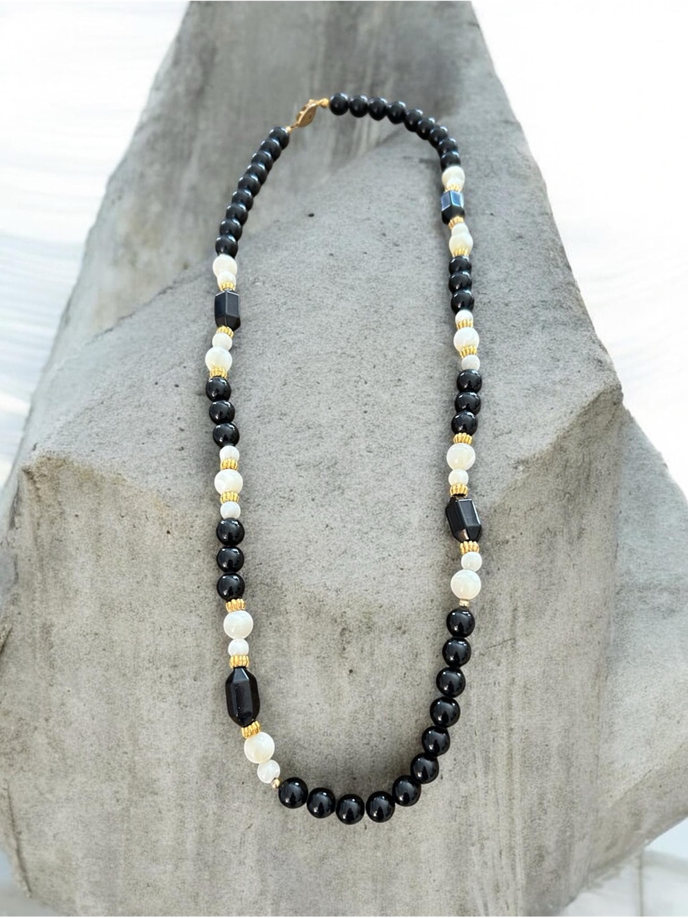 Vintage Black, White and Gold Beaded Necklace
